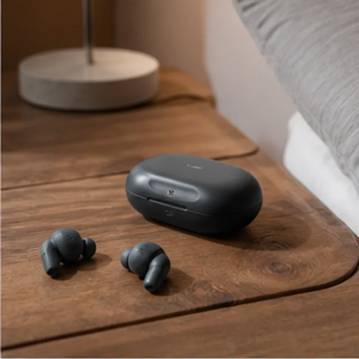 Earbuds Dots